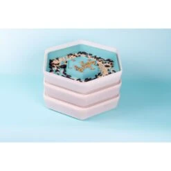 The Bug Factory Mealworm Growing Pod Reptile Feeder, White & Green -Pet Supplies Store 750414 PT5. AC SS1800 V1673952393